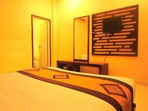 **  Sen Sai Gon Hotel - Ben Thanh Market Ho Chi Minh City Vietnam
